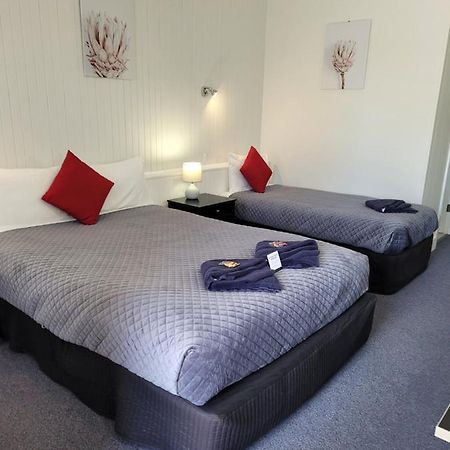 Glynlea Motel Хоршам Екстериор снимка
